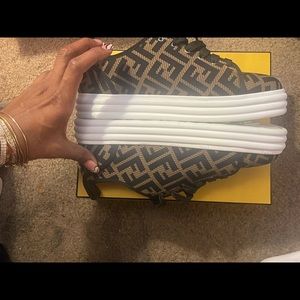 Fendi rise flat form shoes